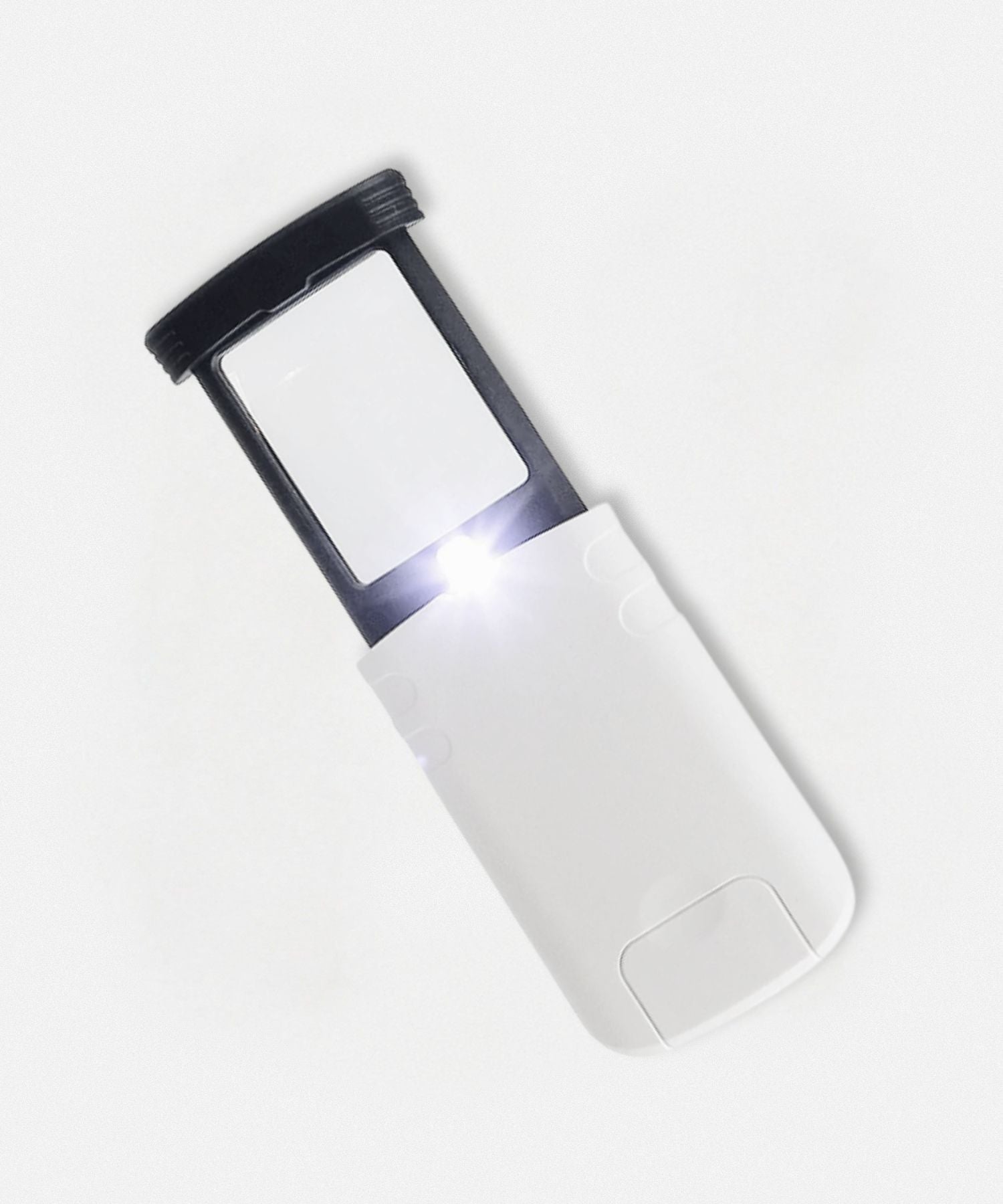 petite loupe eclairante