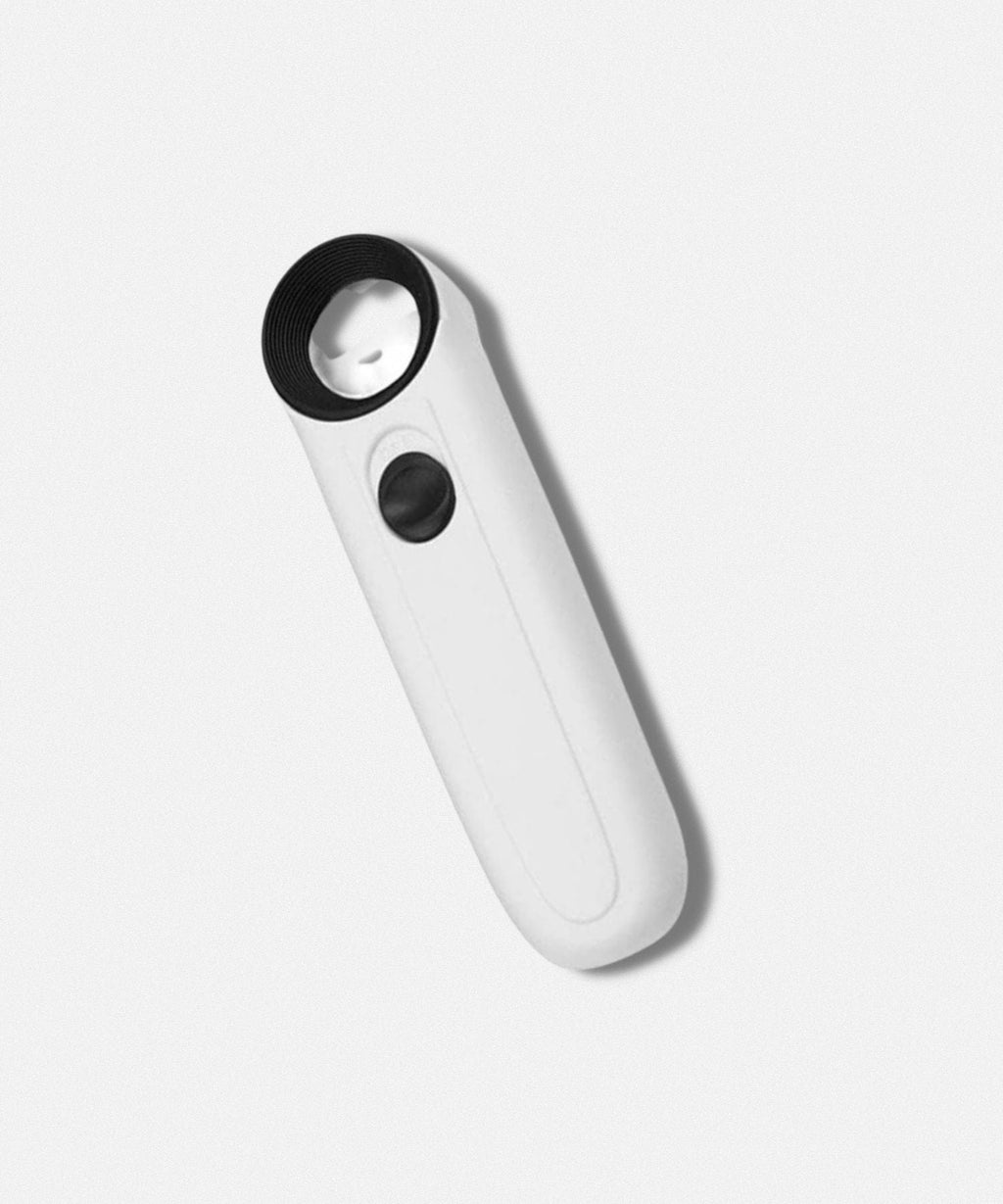 Loupe éclairante de poche
