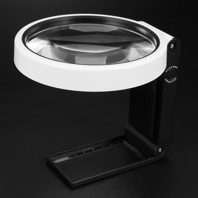 Loupe éclairante sur pied